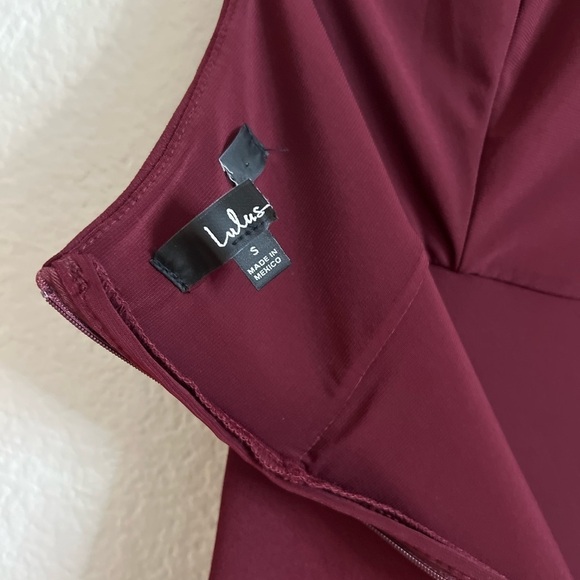 NWOT Simply Beautiful Burgundy One-Shoulder Cutout Maxi Dress - Picture 5 of 8